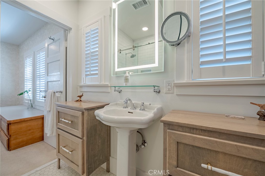 1028 W 22nd, Merced, CA 95340