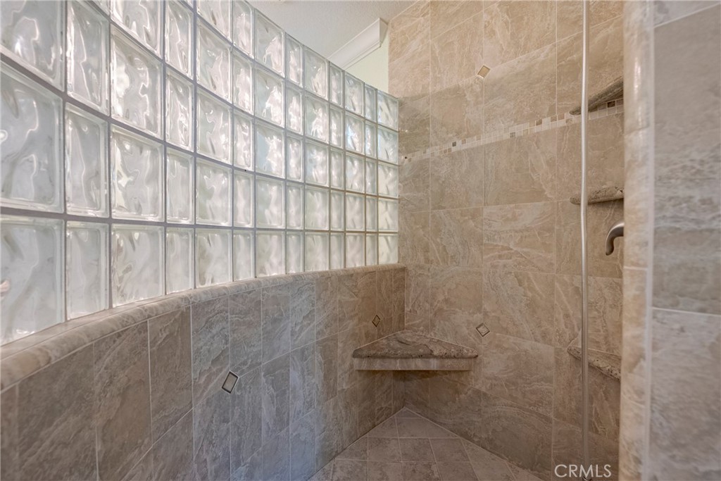 2988 Bedford, Merced, CA 95340