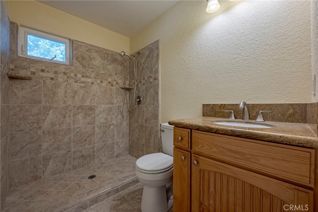 2988 Bedford, Merced, CA 95340