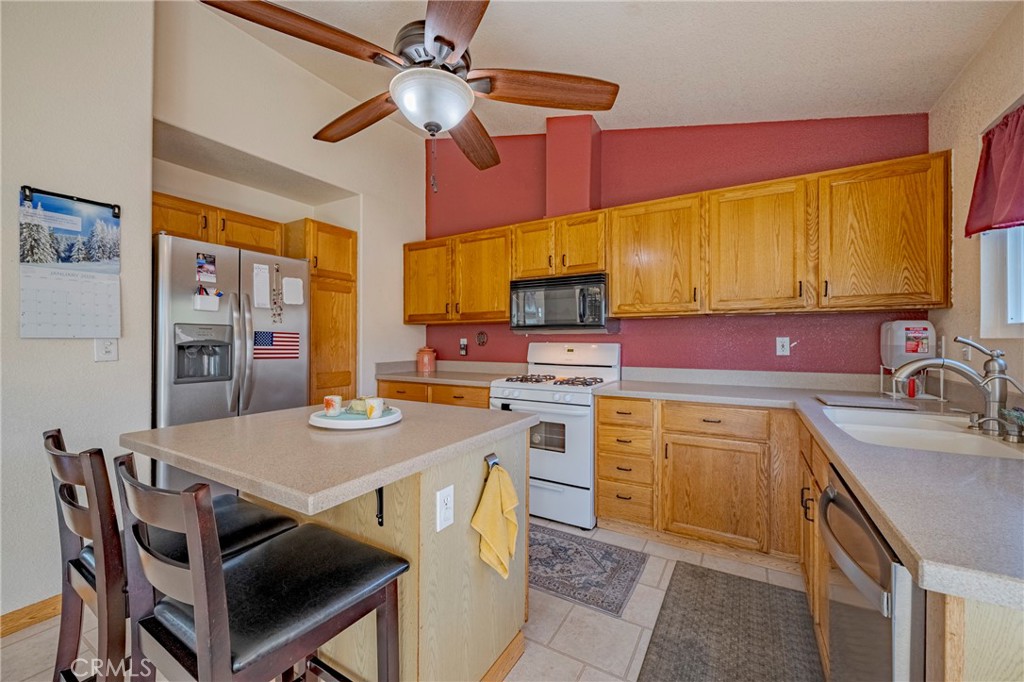 2900 Los Altos Ct, Atwater, CA 95301