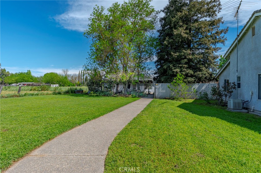 3692 N Gardner, Merced, CA 95340