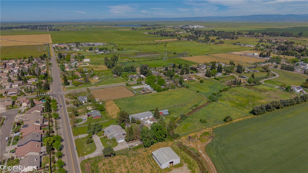 3692 N Gardner, Merced, CA 95340