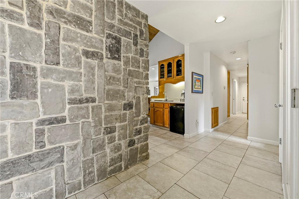 3692 N Gardner, Merced, CA 95340