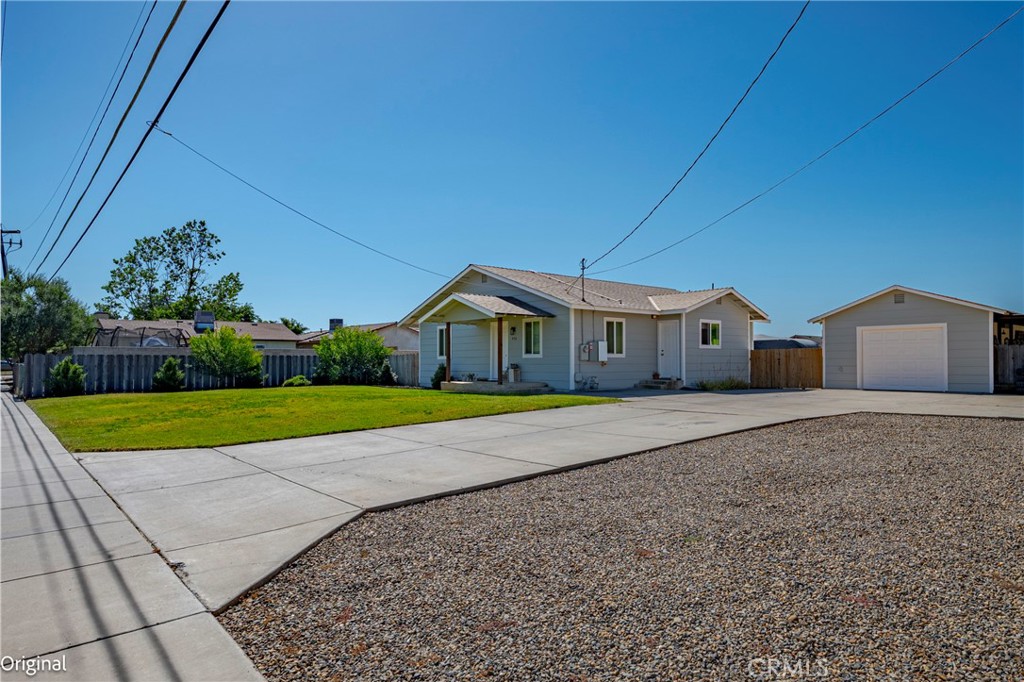 456 E Gerard, Merced, CA 95341