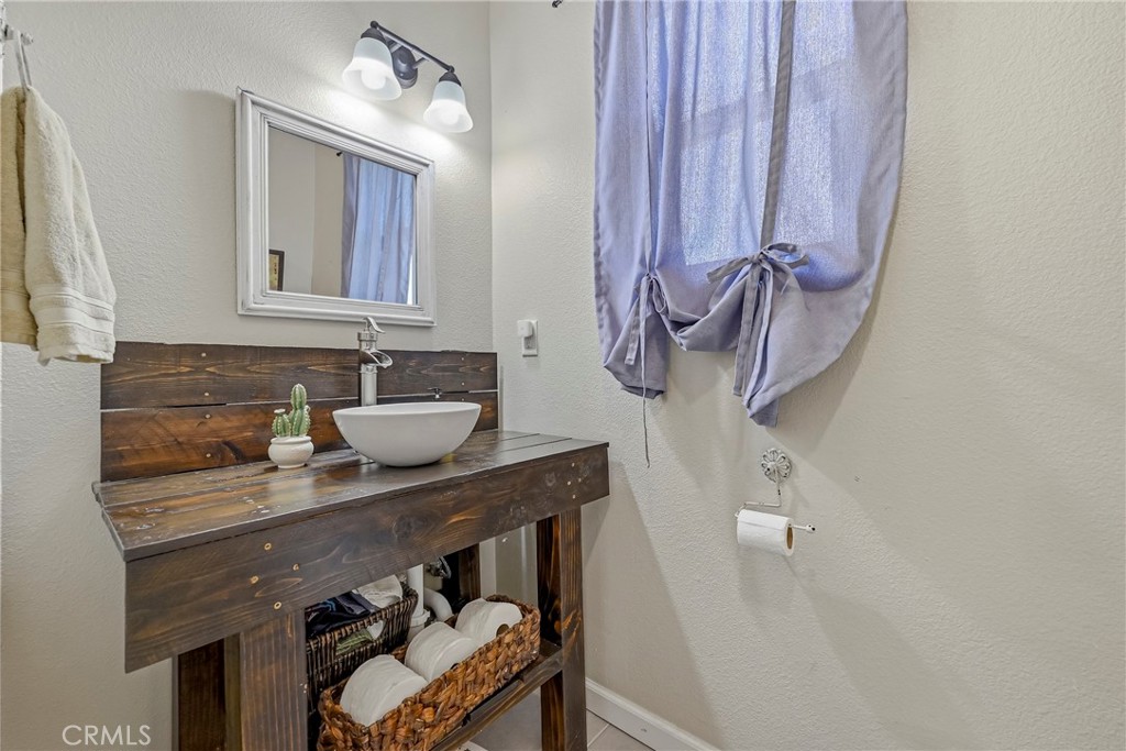 456 E Gerard, Merced, CA 95341